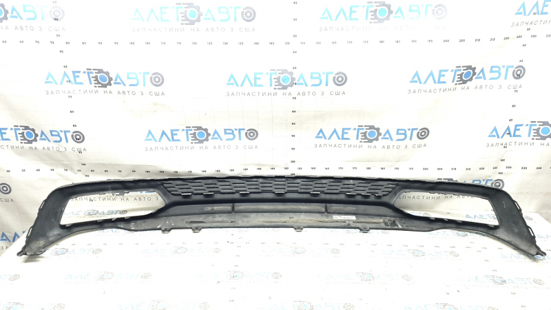 Губа заднего бампера Audi A6 C8 19-23 структура, S-line, потёрта, царапины, в краске