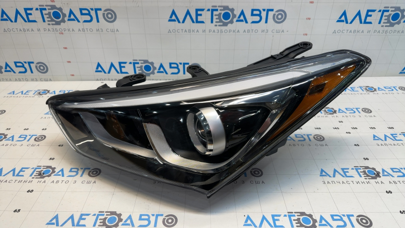 Фара передняя левая Hyundai Santa FE Sport 17-18 рест usa галоген