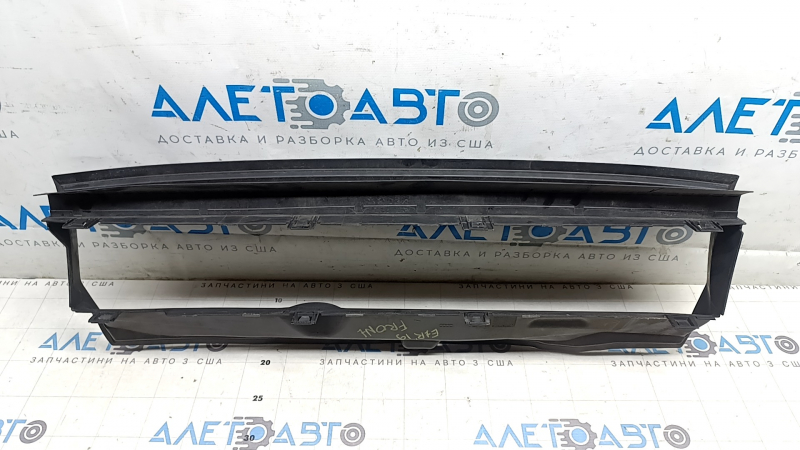 Conductă superioară a radiatorului Audi E-Tron 19-23