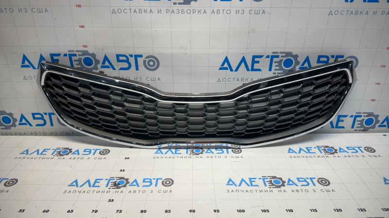 Решетка радиатора grill Kia Forte 4d 14-16 дорест