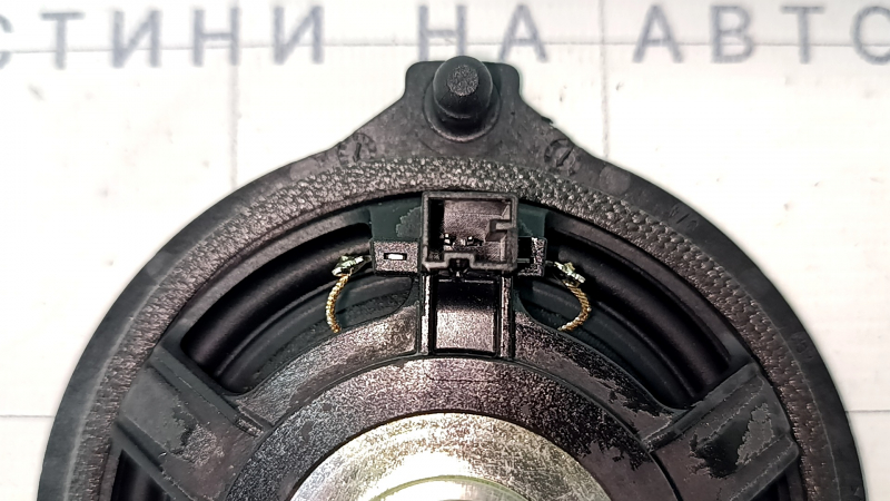 Динамик задней полки левый Mercedes A-class V177 19-22 Burmester