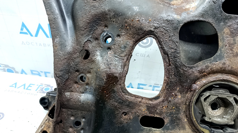Cadru frontal ruginit pentru un VW Jetta 19-26