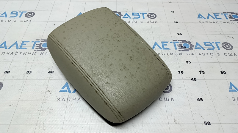 Подлокотник Ford Focus mk3 15-18 рест, бежевый, кожа, под химчистку