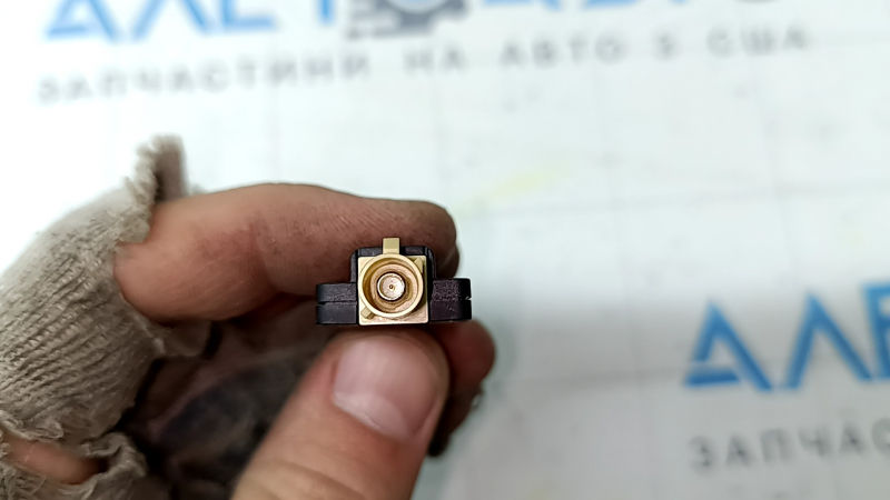 Усилитель антенны Audi A5 F5 17-24