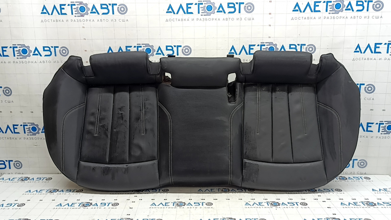 Подушка заднего сиденья 2 ряд Audi A5 F5 20-25 5D кожа черная с серой строчкой, примята