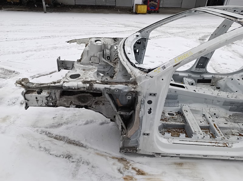 Четверть передняя левая Audi A5 F5 18-25 5D на кузове, белая