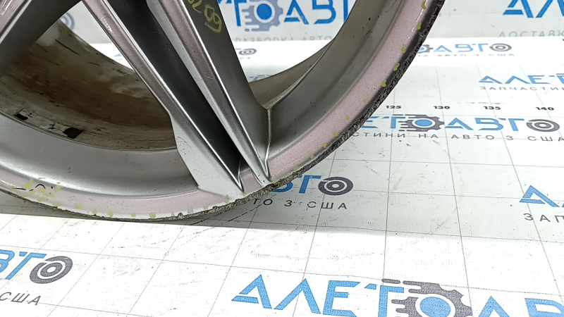 Диск колесный R18x8.5J ET29 Audi A5 F5 20-22 стиль V86, бордюрка, вмятина