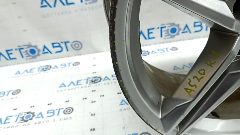 Диск колесный R18x8.5J ET29 Audi A5 F5 20-22 стиль V86, бордюрка, вмятина