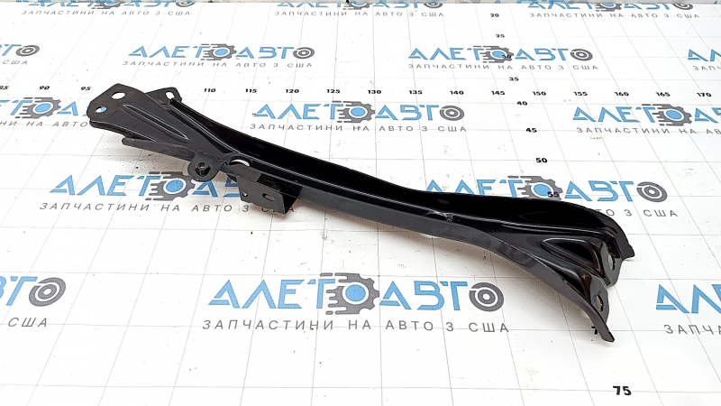 Распорка передних стаканов левая Mazda CX-90 24-26