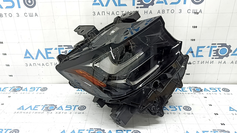 Фара передняя правая в сборе Mazda CX-90 24-26 LED, светлая