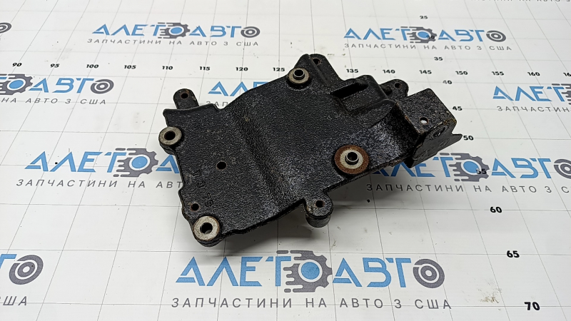 Кронштейн компрессора кондиционера Mazda CX-90 24-26 PHEV основание