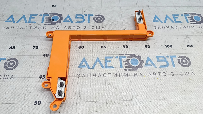 Контакт элементов ВВБ Audi E-Tron 19-23