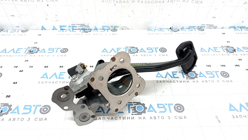 Педаль тормоза Mazda CX-90 24-26