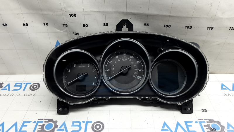 Щиток приборов Mazda CX-9 16-18 малый дисплей 69k, царапины