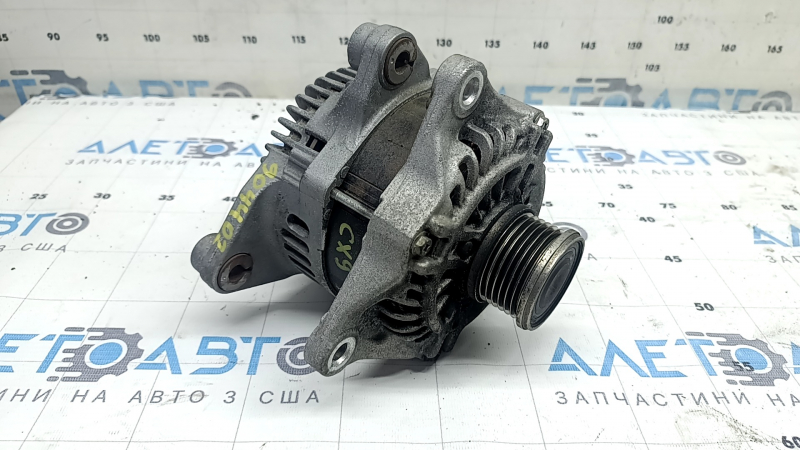 Alternatorul de la Mazda CX-9 16-23 face zgomot.