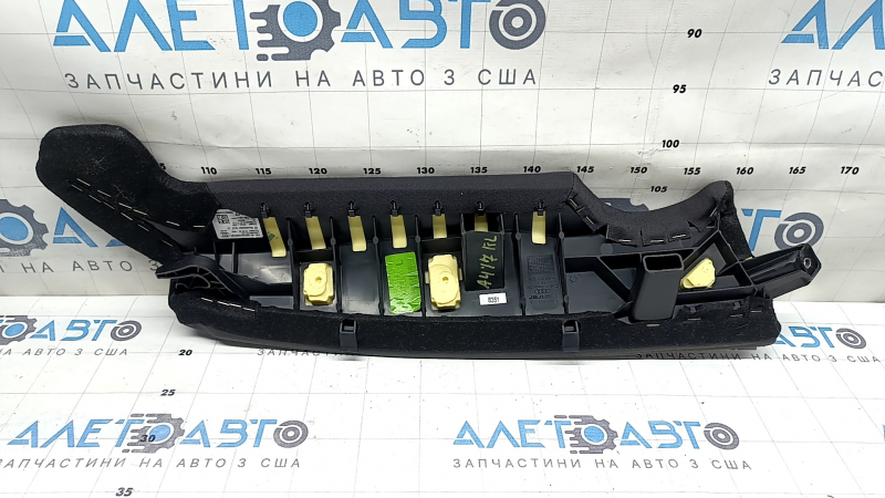 Panou lateral stânga scaun al doilea rând Audi A4 B9 17-19 piele neagră, lovită