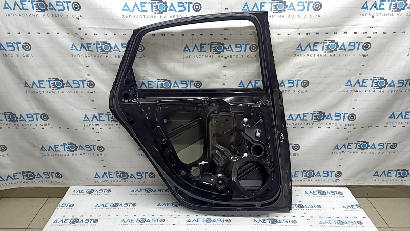 Дверь голая задняя левая Audi A4 B9 17-19 черный LY9B