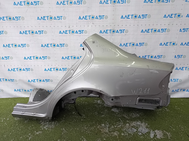 Четверть крыло задняя левая Mercedes W211 отпилена, вмятины, тычки