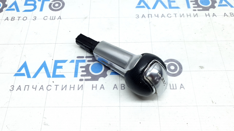 Ручка КПП Ford Mustang mk6 15-23 кожа черная, хром, царапины