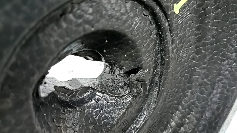 Пенопласт под инструмент Subaru Forester 19-24 SK примят, трещина