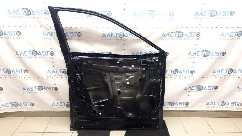 Дверь голая передняя левая Toyota Rav4 19-25 черный 218