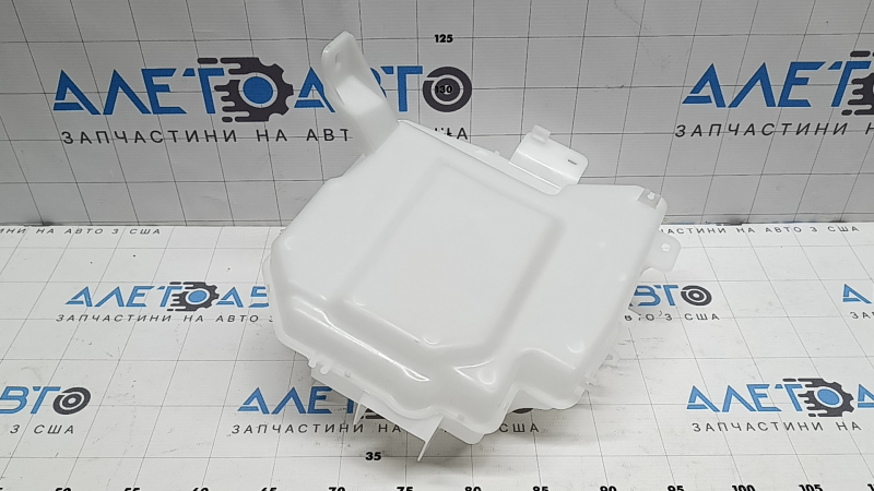 Бачок омывателя Mitsubishi Outlander 17-21