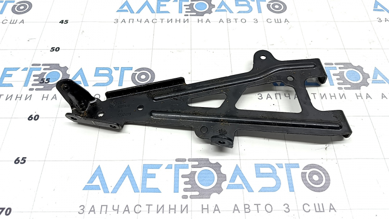 Кронштейн впускного коллектора BMW 7 G11 G12 16-19 B58 передний