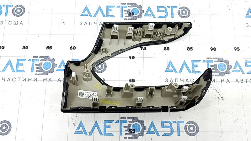 Накладка передней панели левая Subaru Forester 25-26 черная с синей строчкой