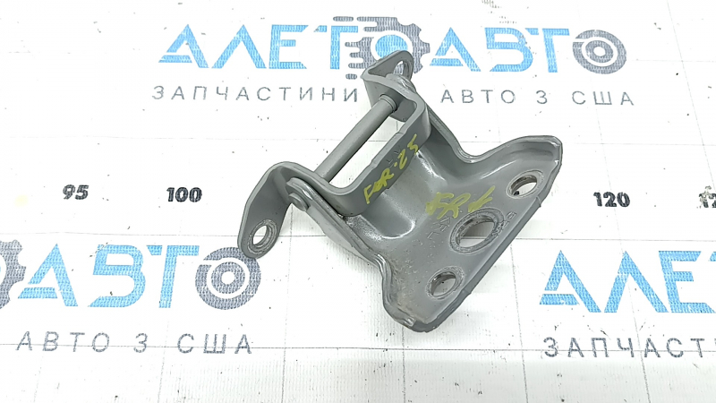 Петля двери нижняя передняя правая Subaru Forester 25-26