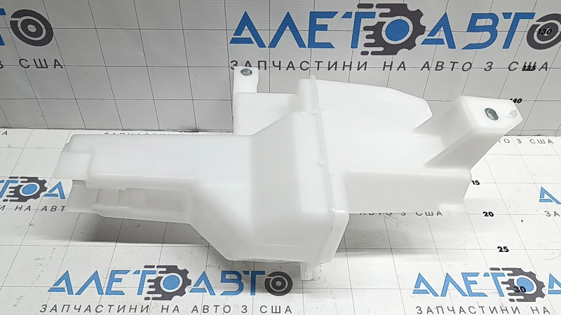 Бачок омывателя Mazda CX-3 16-21