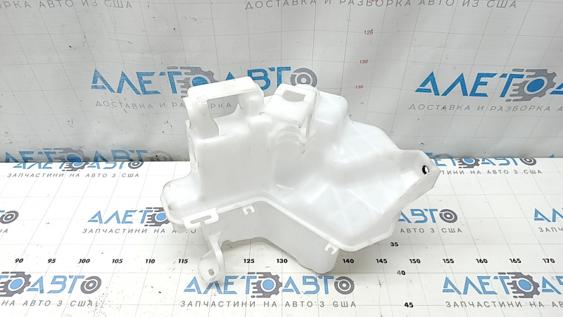 Бачок омывателя Subaru Forester 25-26
