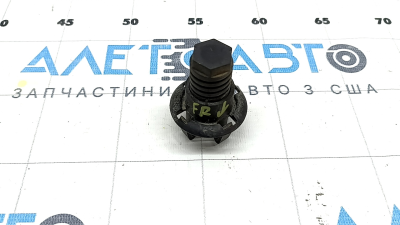 Отбойник капота правый Mercedes X247 GLB 20-26