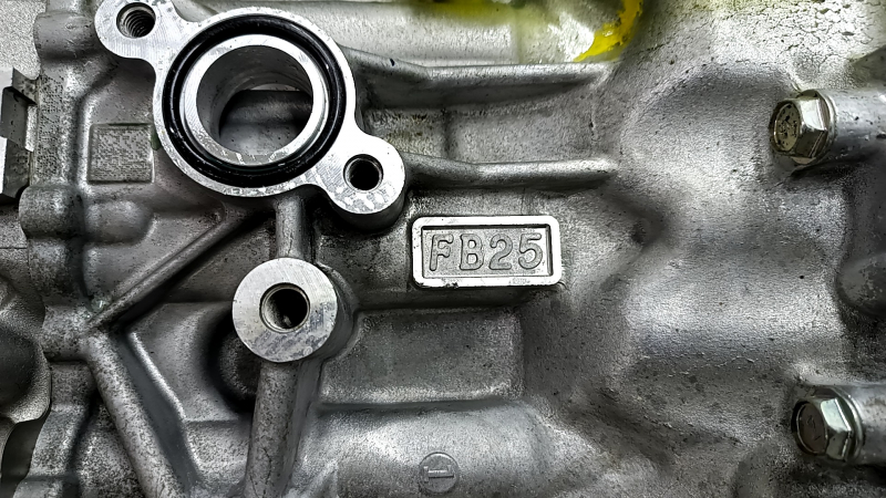 Двигатель Subaru Forester 25-26 2.5 FB25D 69 миль, запустился, компрессия 15-15-15-15