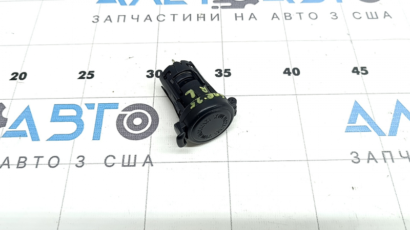 Прикуриватель обшивки арки левой Subaru Forester 25-26