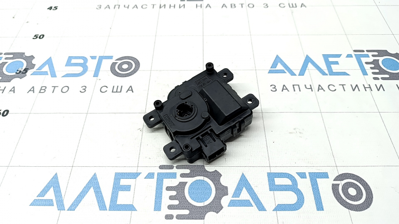Актуатор моторчик привод печки Subaru Forester 25-26