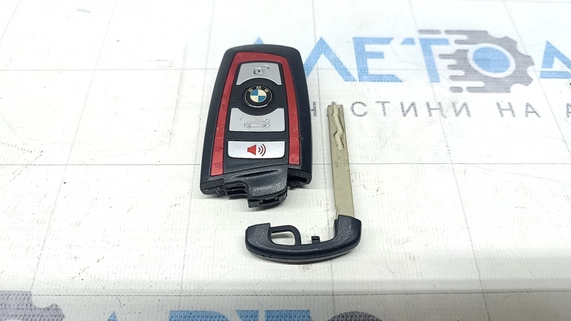 Ключ BMW 3 F30 12-18 4 кнопки, smart key, Sport Line, 434 mhz, потерт, тычки