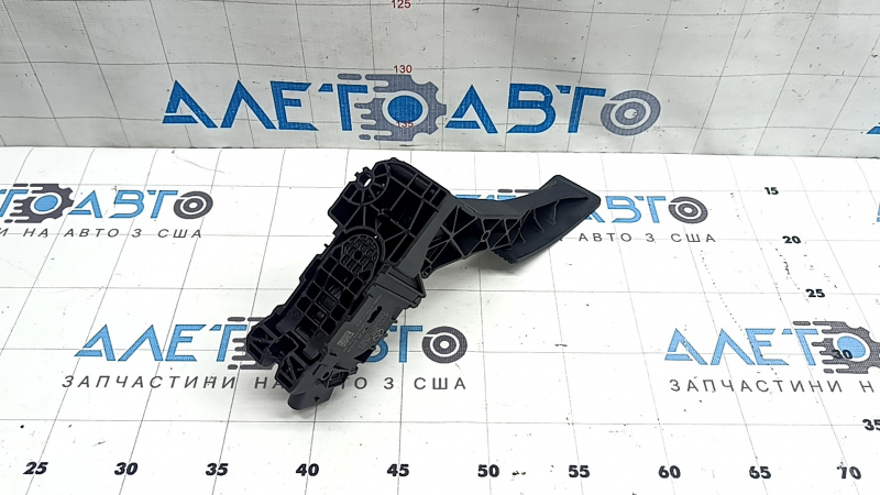 Педаль газа Mercedes X247 GLB 20-26