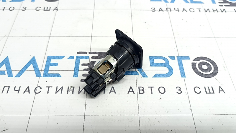Прикуриватель центральной консоли Mercedes X247 GLB 20-26