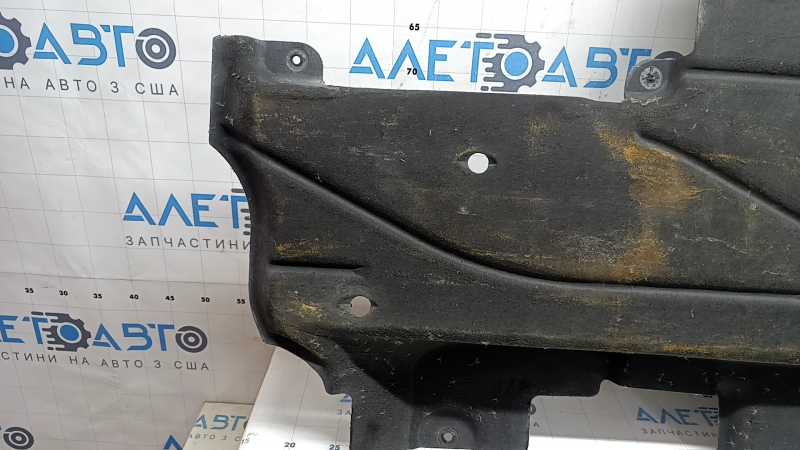 Защита днища левая Ford Escape MK4 20- затерта, примята