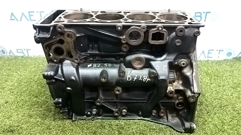 Блок цилиндров голый VW Passat b7 12-15 USA 1.8T под расточку