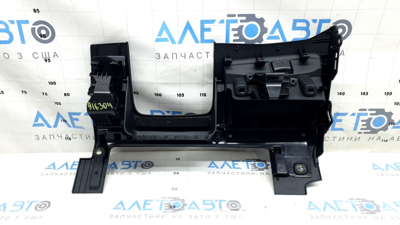 Накладка колени водителя Audi A5 F5 17-24 черная, в краске