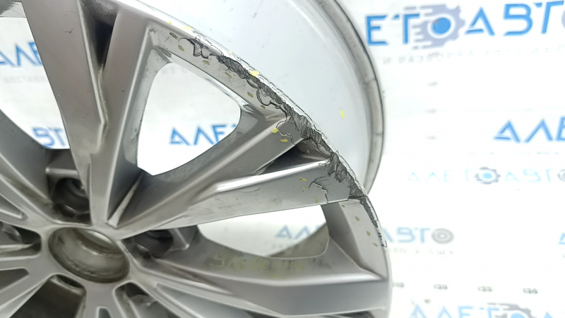 Диск колесный R17 x 7J VW Tiguan 18-20 Montana бордюрка