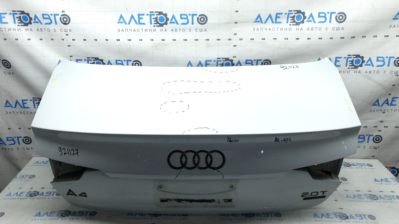 Крышка багажника Audi A4 B9 17-19 белый LY9C, окрашена 0,25-0,3, царапины