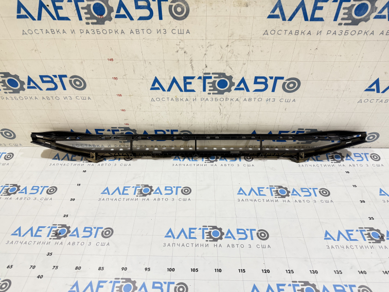 Нижняя решетка переднего бампера Audi A4 B8 13-16 рест, S line
