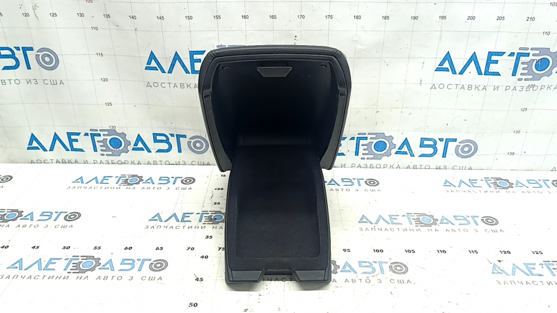 Подлокотник центральной консоли Audi A6 C7 12-18 кожа черная, 2 части