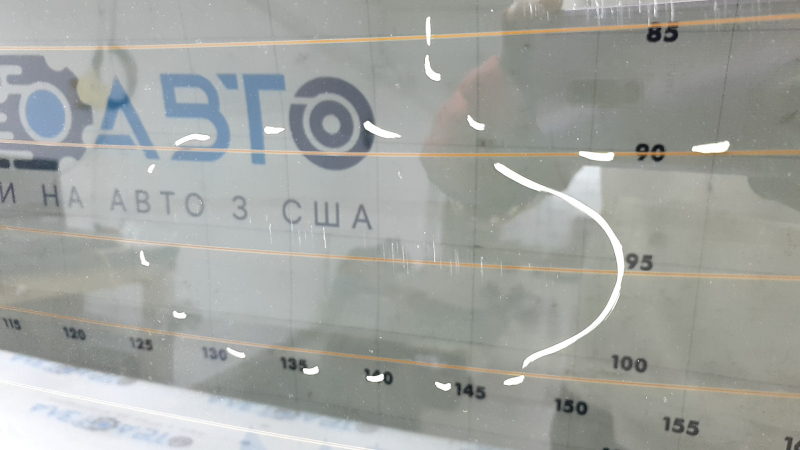 Стекло заднее Audi A4 B9 17-19 подогрев, царапины