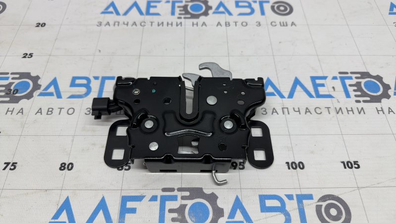 Замок капота Jeep Compass 17-26 с датчиком