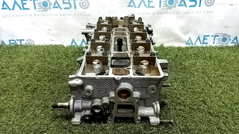 Головка блока цилиндров голая Ford Fusion mk5 13-20 2.5