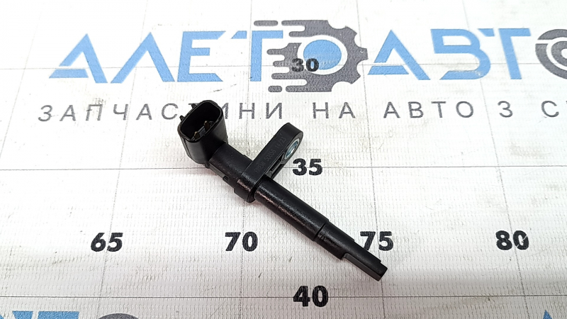 Датчик ABS задний правый Lexus LS 13-17