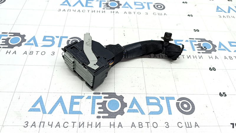 Фишка на блок ECU компьютер двигателя Lincoln Corsair 20-26 2.0 2.3 под разъем B